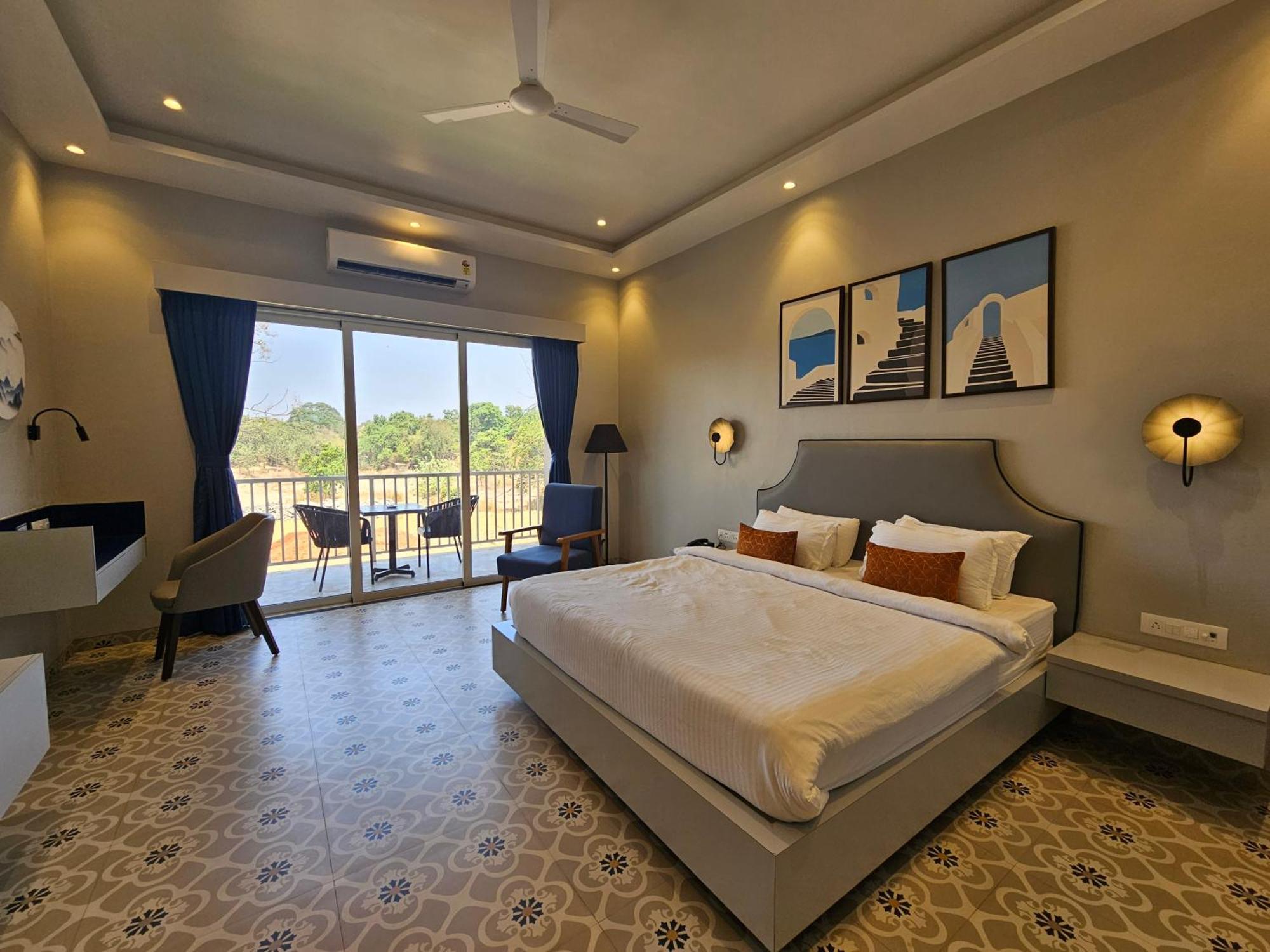 River Estates Luxury Resort & Spa Karjat Kültér fotó