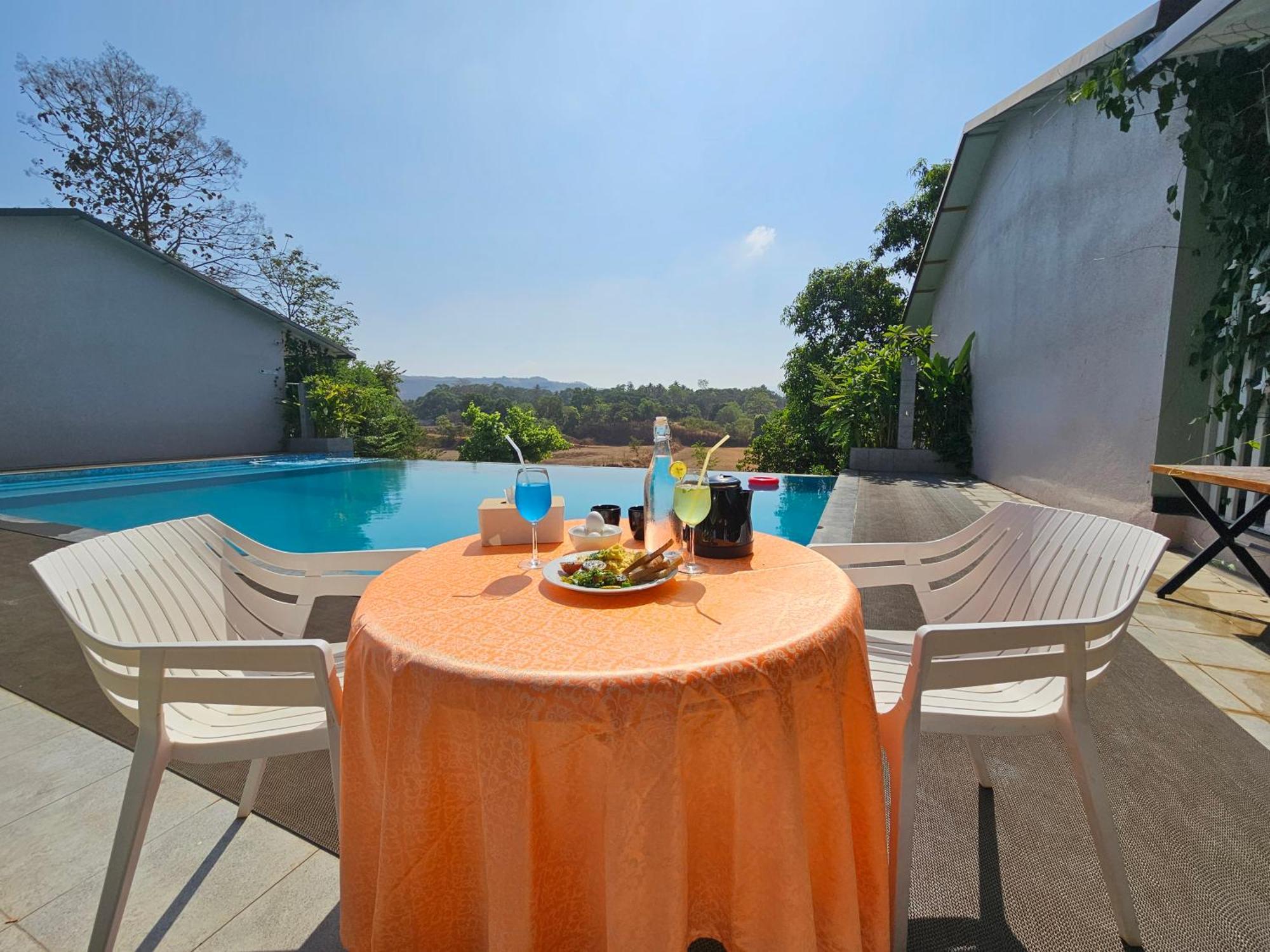 River Estates Luxury Resort & Spa Karjat Kültér fotó