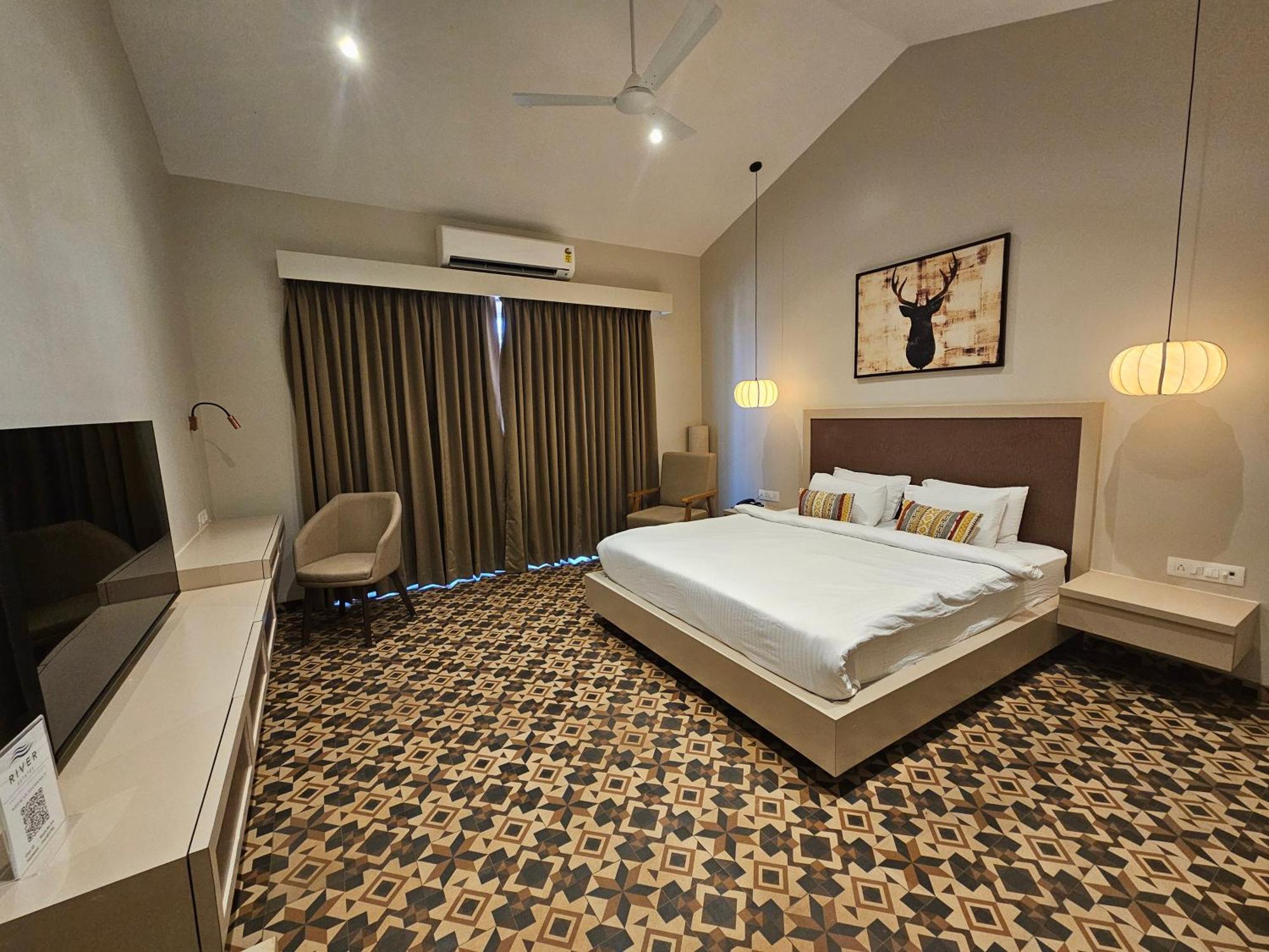 River Estates Luxury Resort & Spa Karjat Kültér fotó