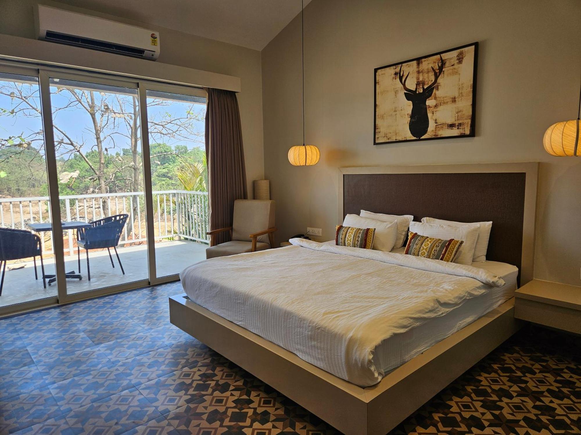 River Estates Luxury Resort & Spa Karjat Kültér fotó